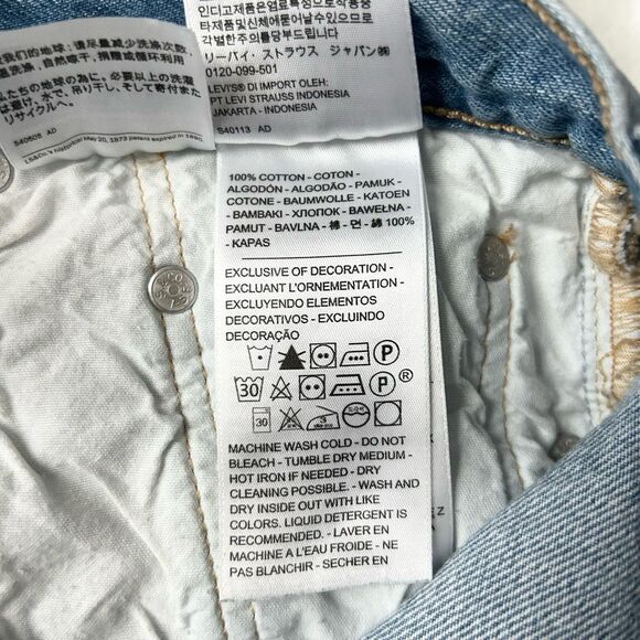 Levi’s 501 Premium Original Cropped Patched Jeans Medium Wash High Rise Size 28 - Picture 10 of 10